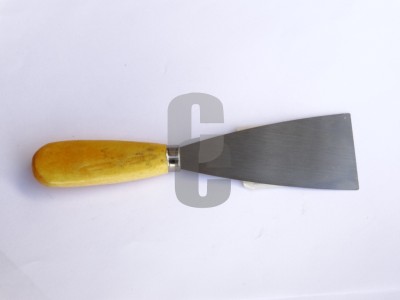 Шпакла дървена дръжка 2.0 - 5см.                                                                                                                                                                                                                                                                           